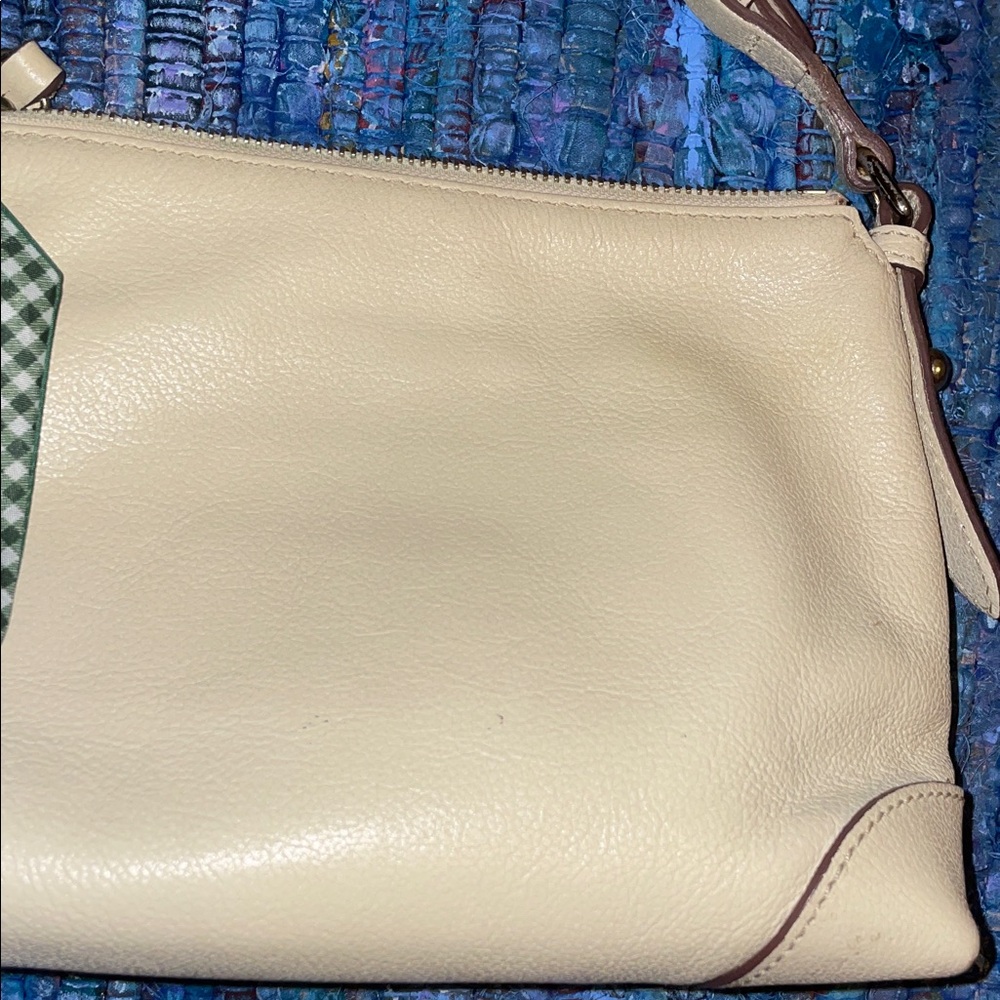 Dooney & Bourke Yellow Shoulder Bag with Green Bow - Picture 7 of 16